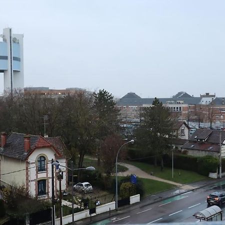Secteur Hopital Universites Et Centre Sportif Saint-André-les-Vergers Εξωτερικό φωτογραφία